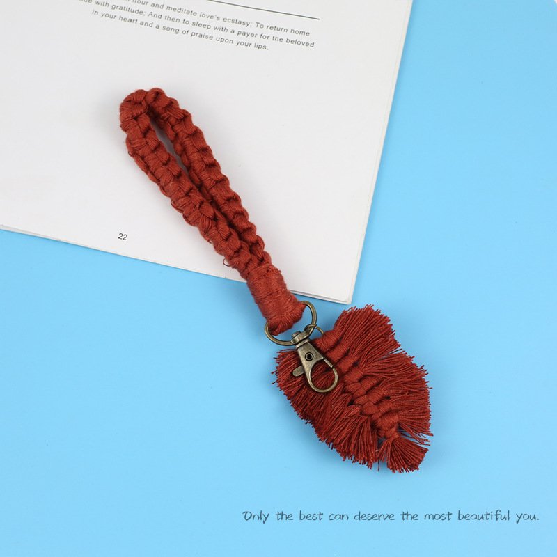 Nordic new pure hand-woven solid color keychain backpack decorative pendant simple fashion tassel leaf ornaments