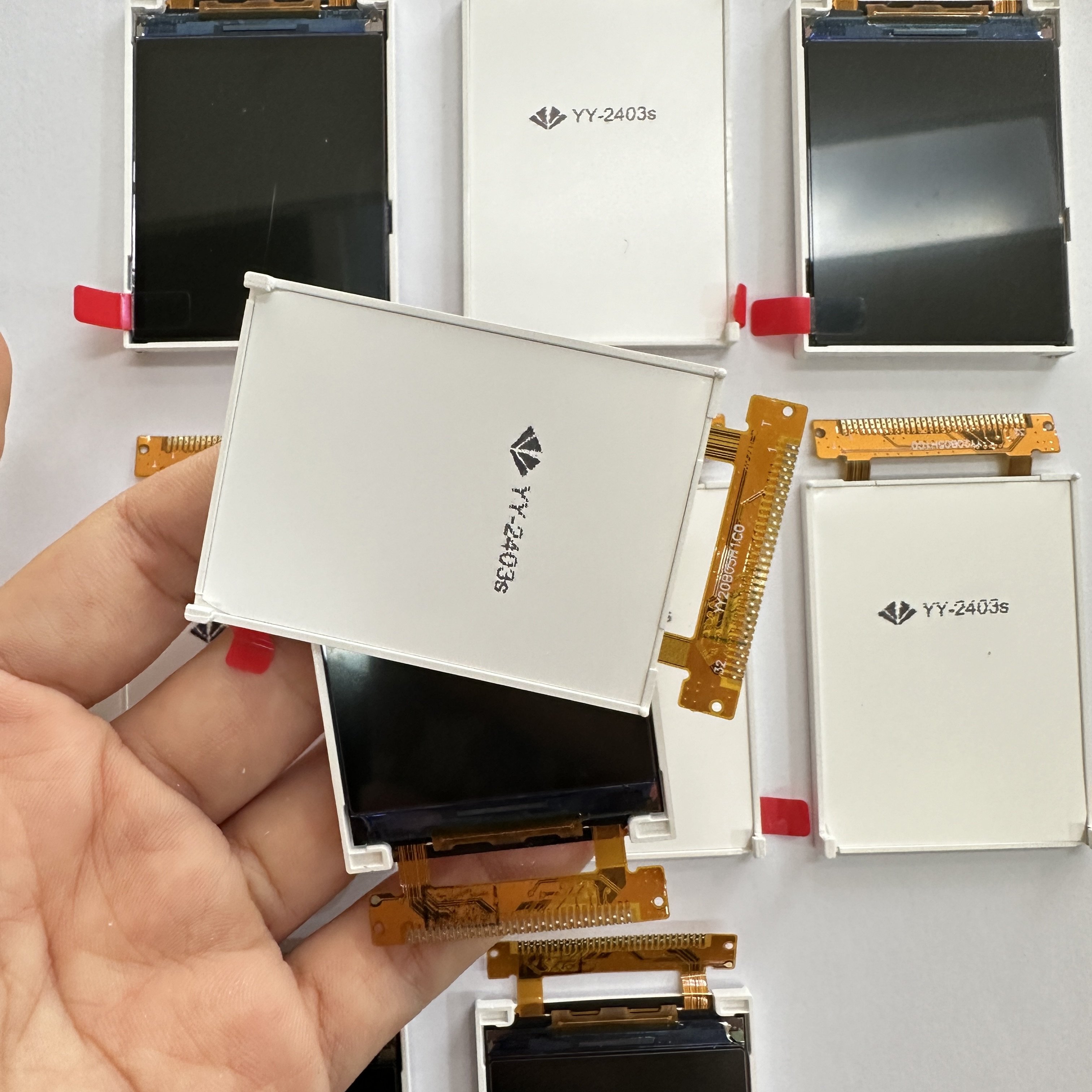 mobile phone LCDs B310 B310E B310 B312 B313 LCD display 24 pin petite grand Small/Big TFT screen factory supplier