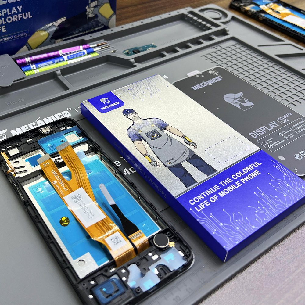 Mobile Phone lcds For iPhone Samsung Competitive price A10 A02 A12 mobile phone display mobile screen lcd wholesale