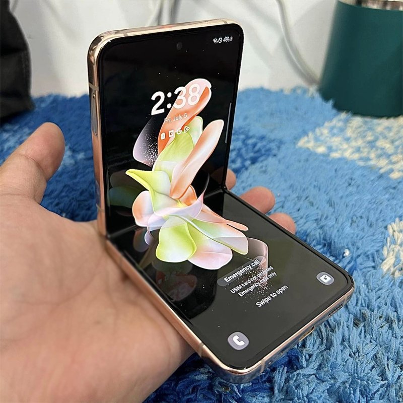New trending 5G smartphone Wholesale Android Z Flip3 Flip4 mobile phone Z Flip 4
