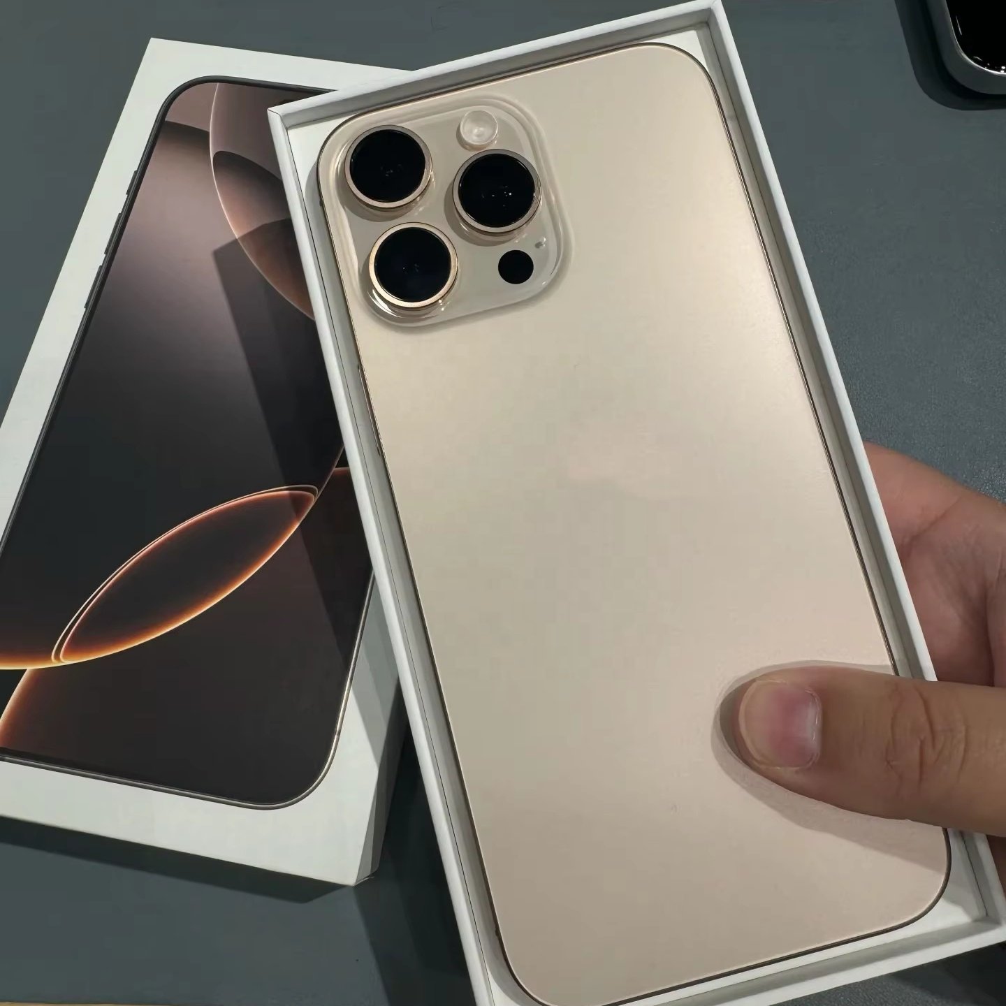 Hot Selling 16 Phone 16 Pro Max Clone IOS 8GB+512GB 6.7 Inch full Display Phone original Dual sim Have logo Mobile Cell Phone