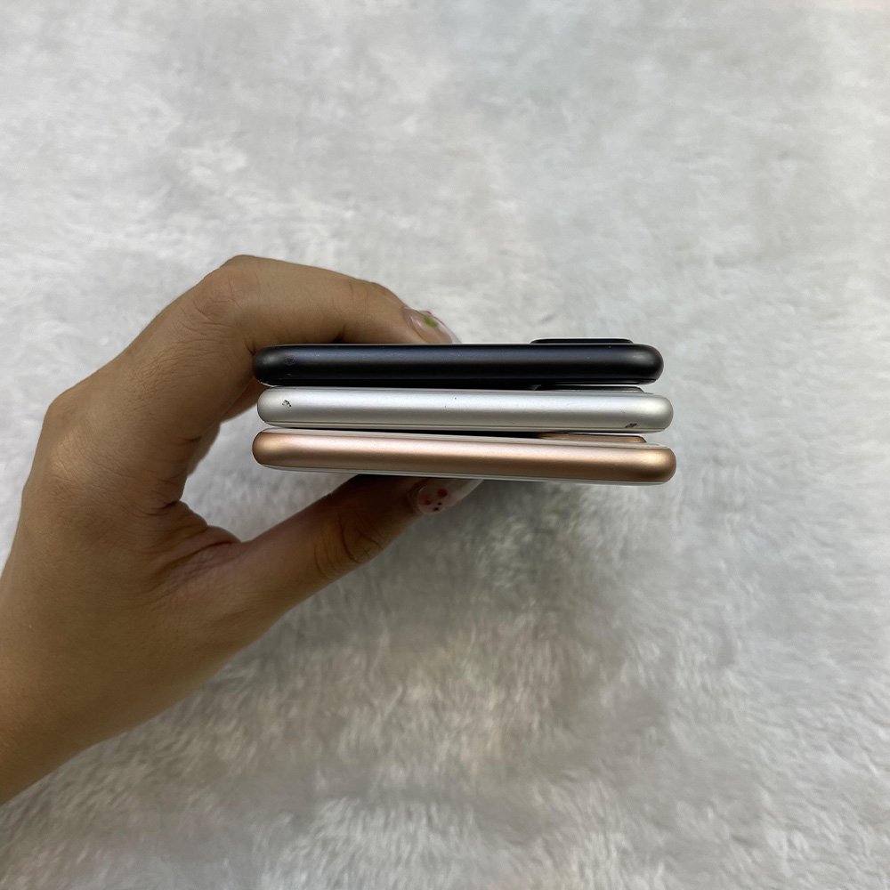 wholesale mobile phone 8 plus 5G Smartphone A+ Grade 256GB Storage Unlocked New Condition with Low Price Mobile Phone