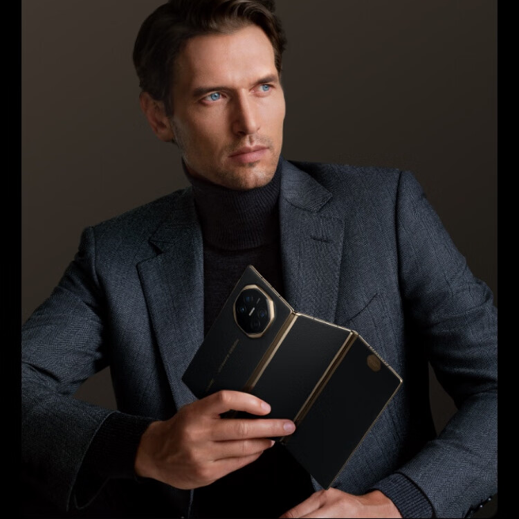 2024 Original Mate XT New Fold Phone Kirin 9010 5G 16GB+256GB 512GB 1TB HarmonyOS 4.2 66W Super Charger 108MP Smart