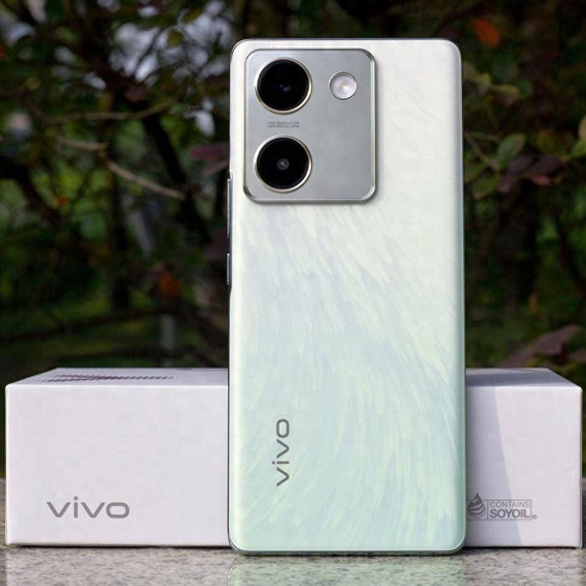Vivo Y100 Used Original Mobile Phones 6.78" 256gb 12gb Ram 5000mah 64mp 120hz Display Snapdragon695 Global Version 5g Smartphone
