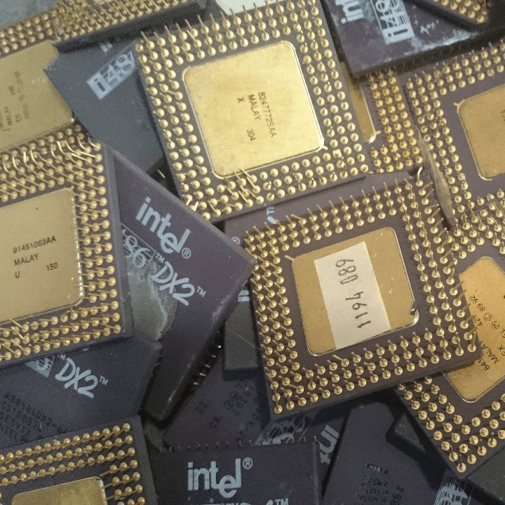 Electronics Scrap /Electronic Mobile phone Scrap and Computer Ram Scrap/Ceramic Computer CPU Scrap