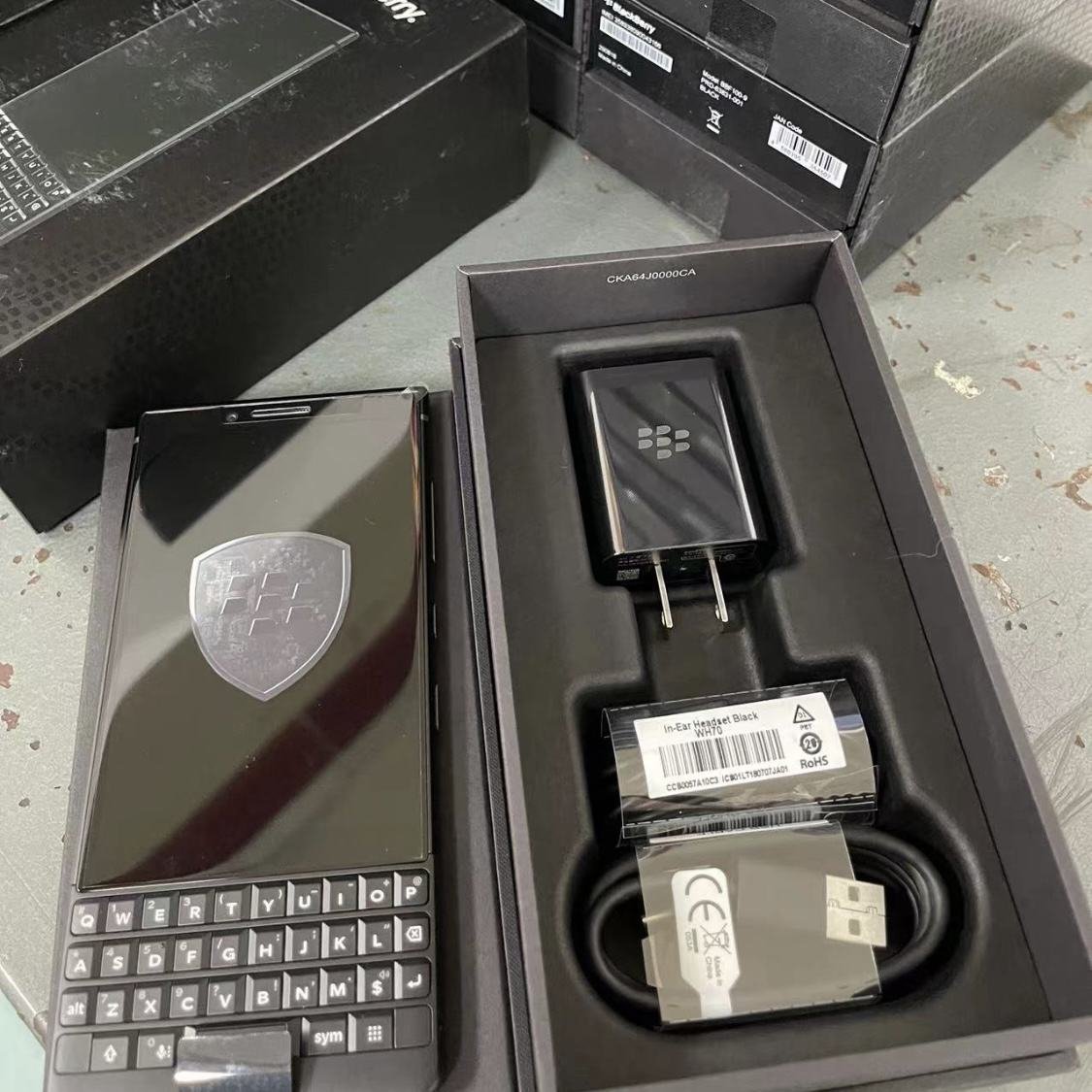Cheap Original Unlocked Refurbished Phones Grade Aa+ Used Mobile Phone For Blackberry Key2