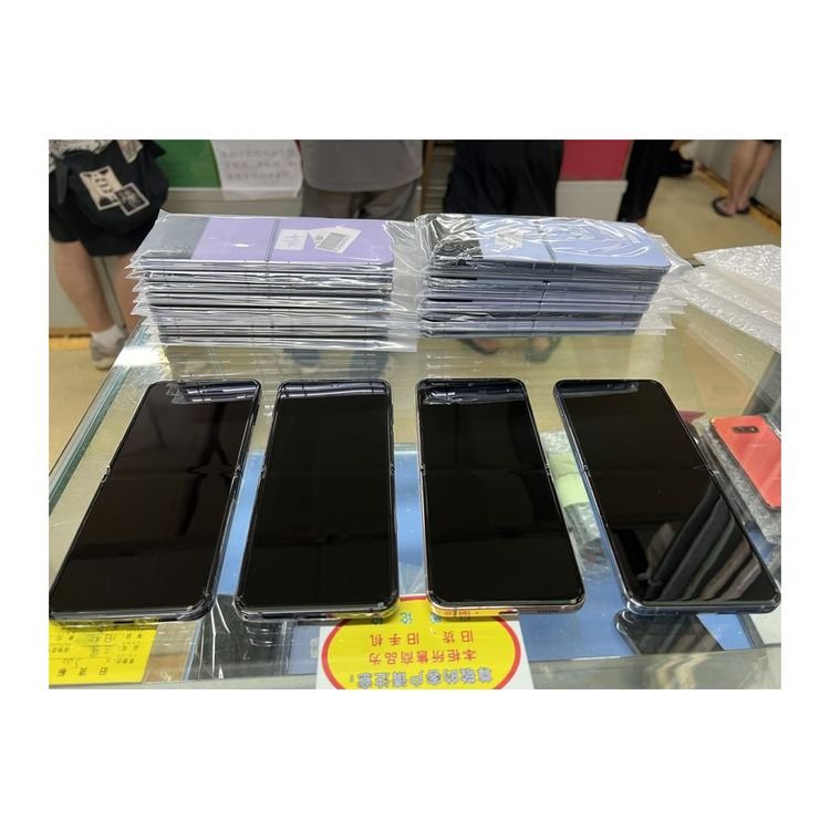 Wholesale Sam sung Used Smart Folding Original screen Phone 8+128gb 8+256gb 6.7-inch for Zfilp4 / F721 Netcom