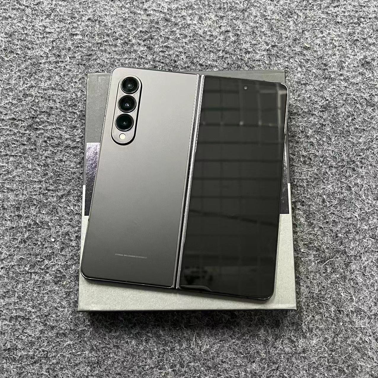 Wholesale Original unlocked phones Foldable for Galaxy ZFold4 256G 5G smartphone used mobile phone