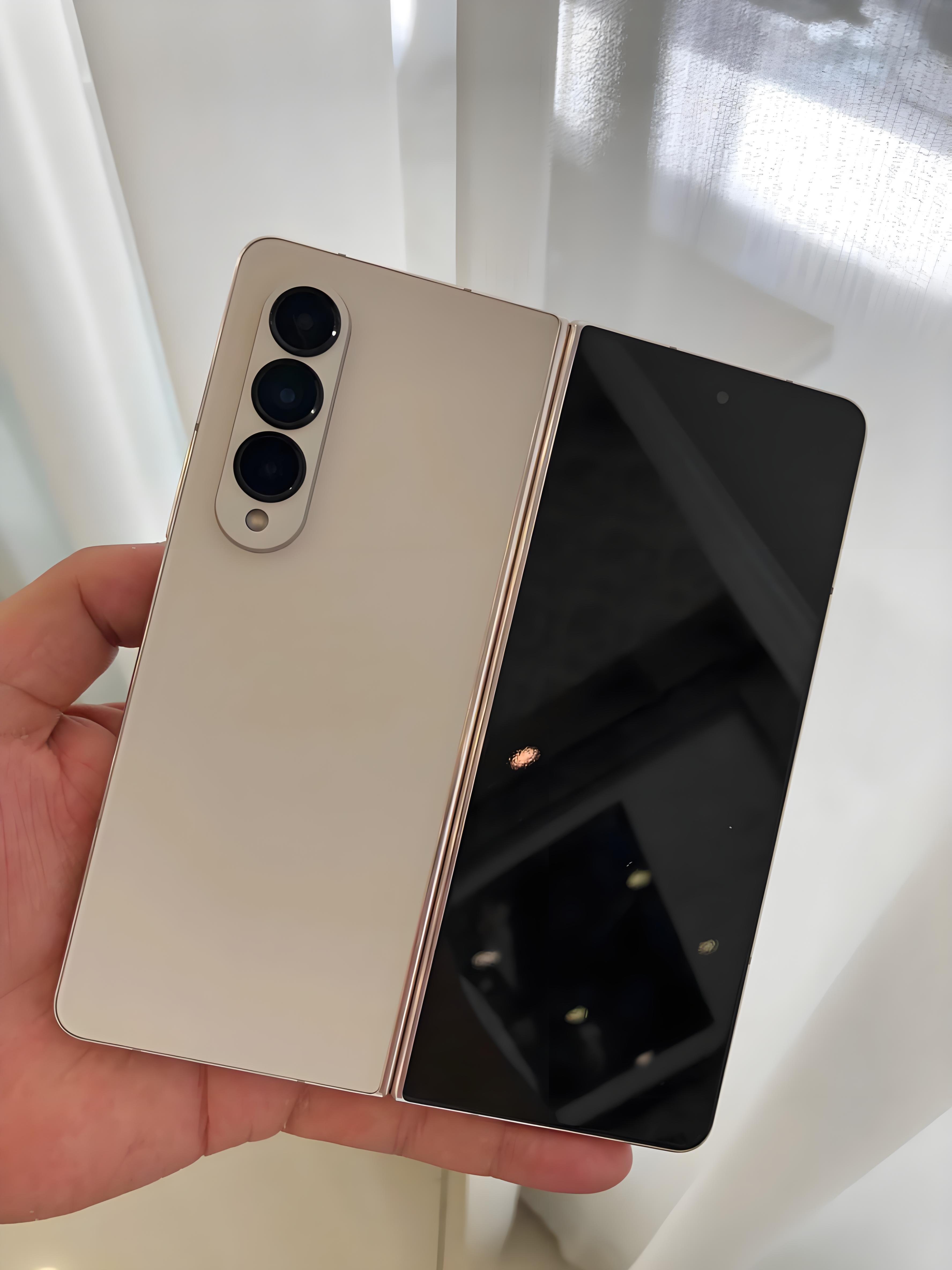 Original Used Unlocked Galaxy Z Fold 3 4 5 Mobile Phone 256GB US Version 5G Smart Phone for Sam Flip Fold 5 Lowest Price