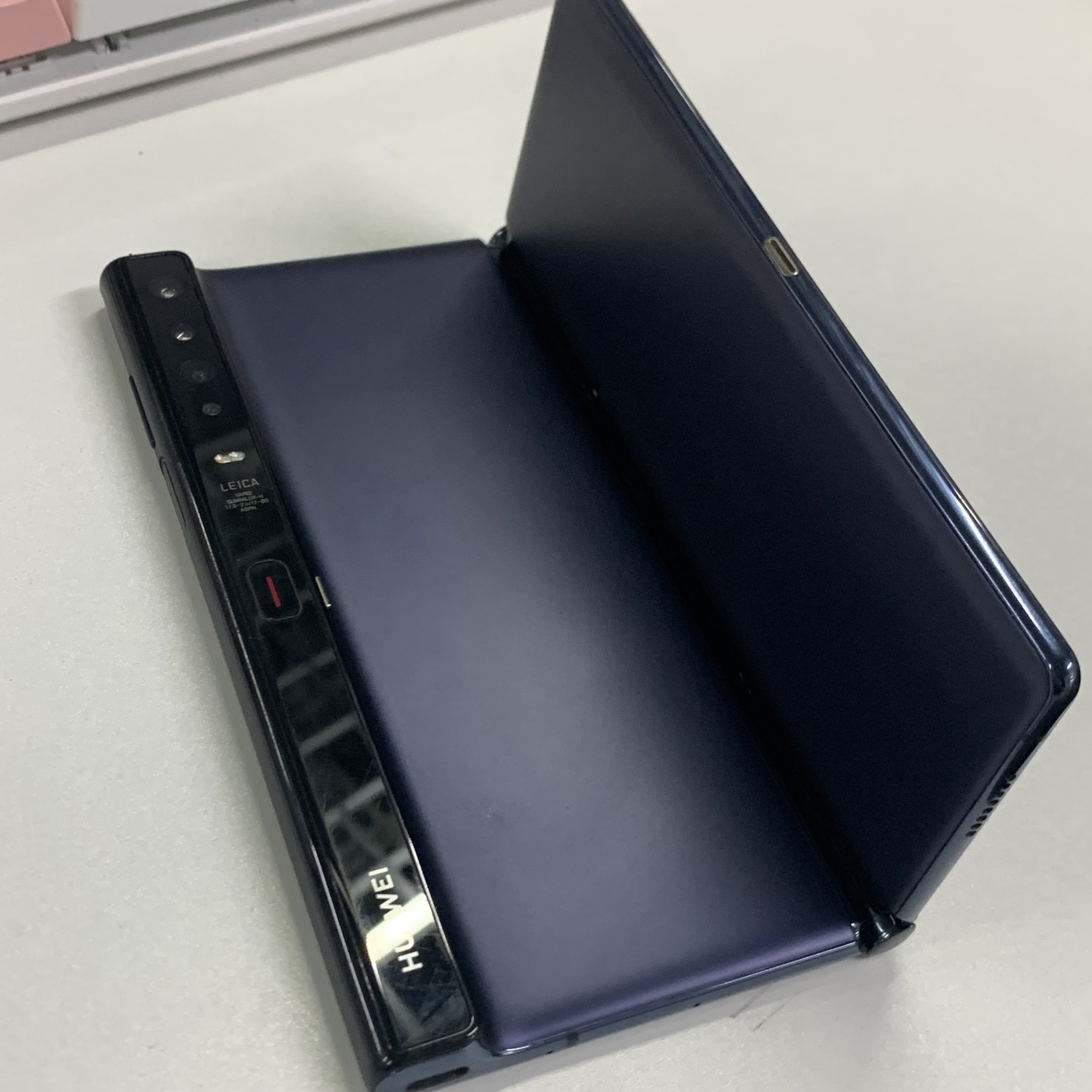 Wholesale global Original Hua-Wei Mate Xs 5G 512GB 8GB Foldable 5G smartphone used mobile phones Mate Xs 5G
