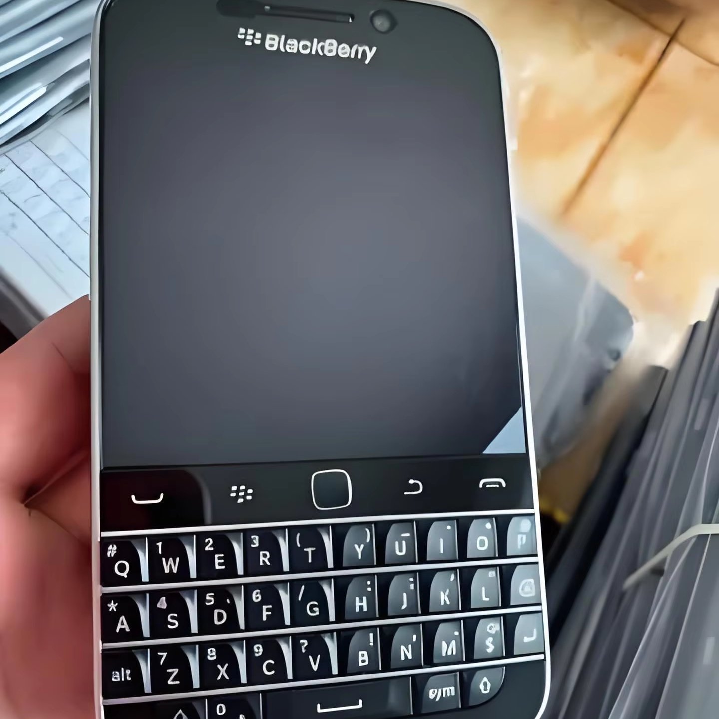 Wholesale Original Used Mobile Phones Cheap Price Unlocked 4G Smartphone for BlackBerry Classic Q20 Global Version