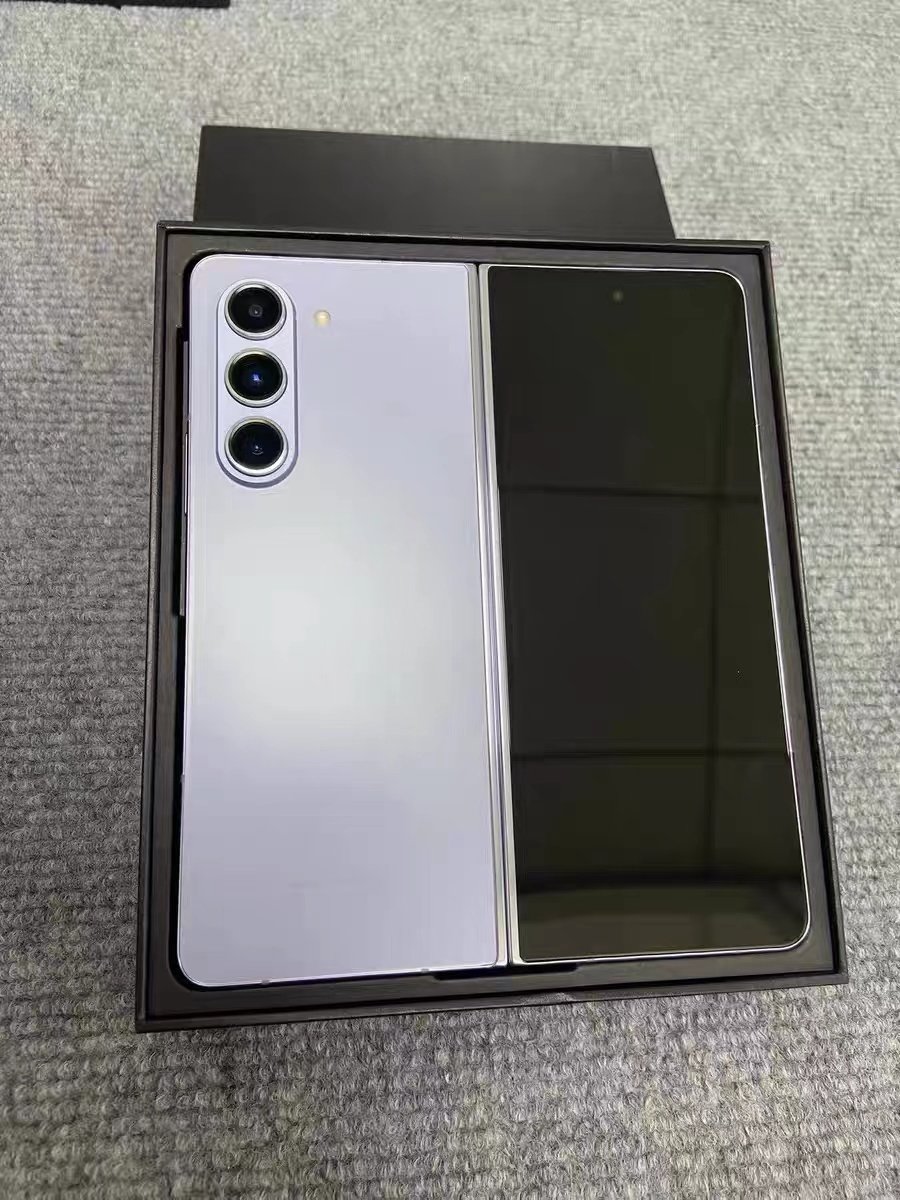 Original Unlock A+ 90% NEW smart used mobile phone For Samusng Galaxy Z Fold 5 Folding phone