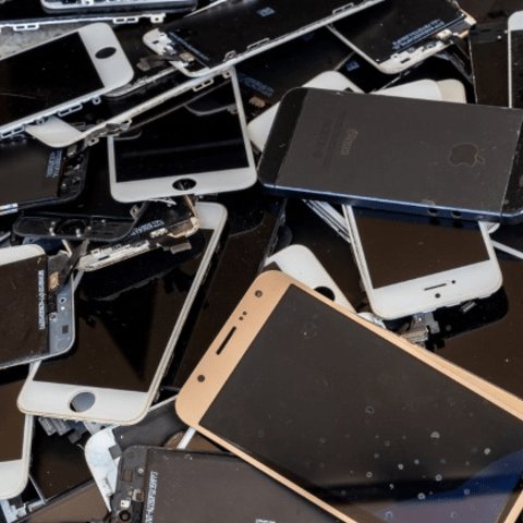 Original Used Mobile phones available for export at a low price