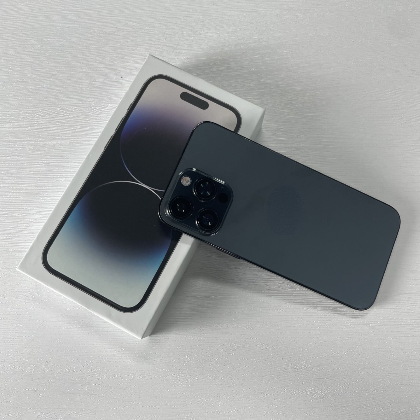 Second-Hand A+ For iPhone 14 with 128GB Storage Good Condition Unlock Cellular Mobile Phone AA Quality