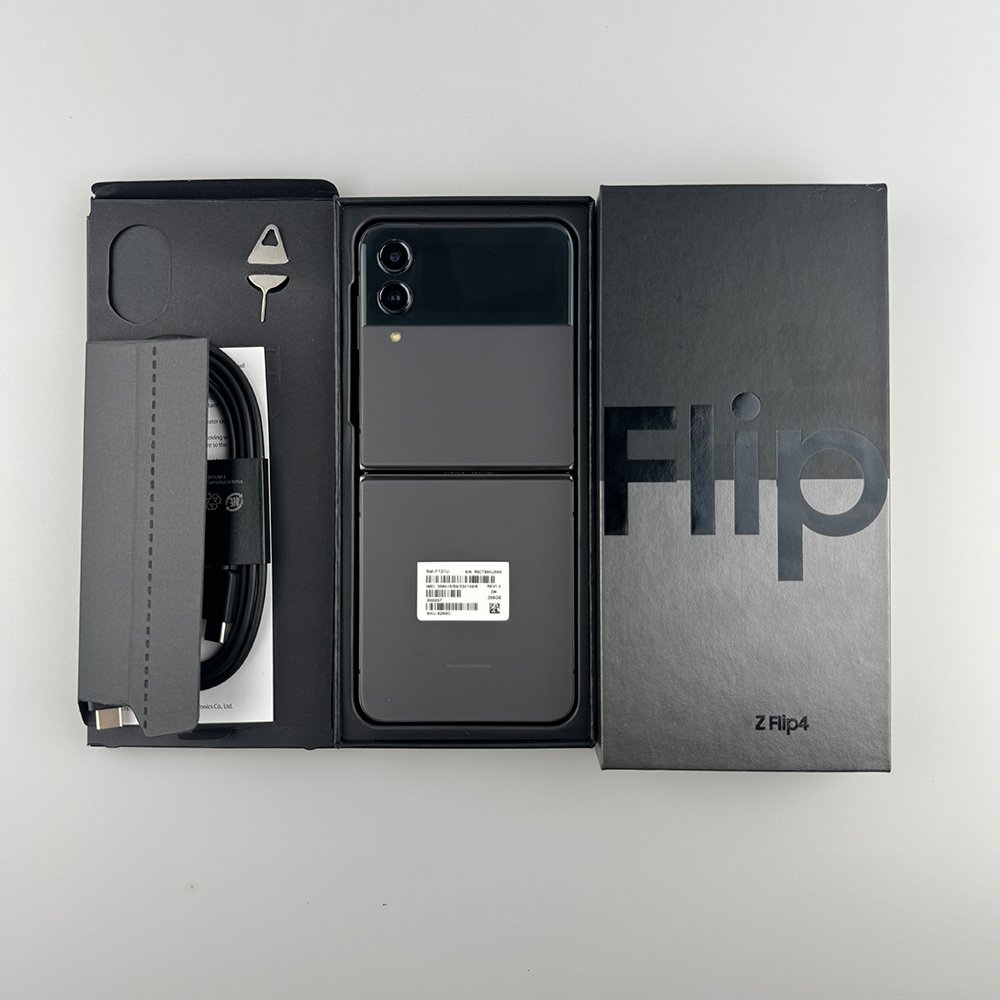 Original Z Flip 4 128GB 256GB NFC Smart phone Folded Screen 5G Mobile Cellphone used phones
