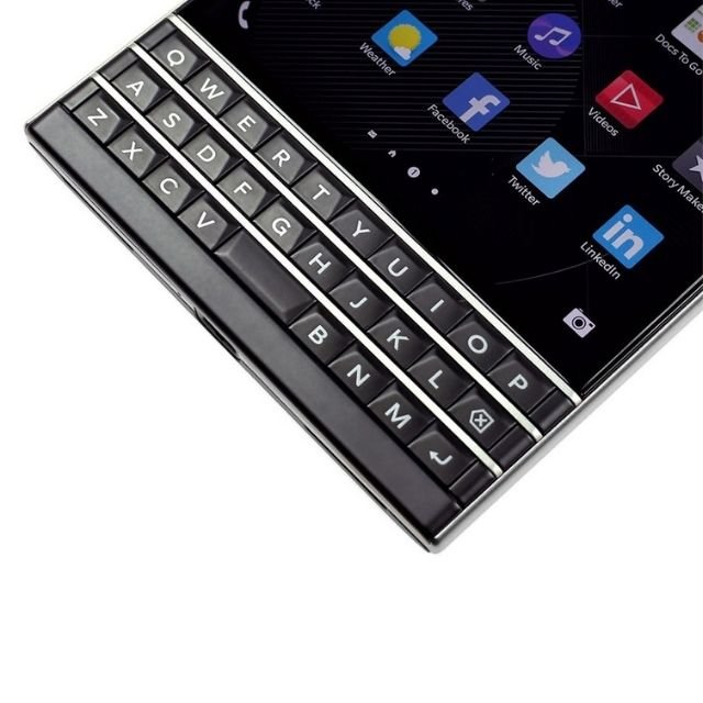 Original used mobile phones wholesale sale unlock 4G smartphone for BlackBerry passport Global Version Keyboard QWERTY Touchscre