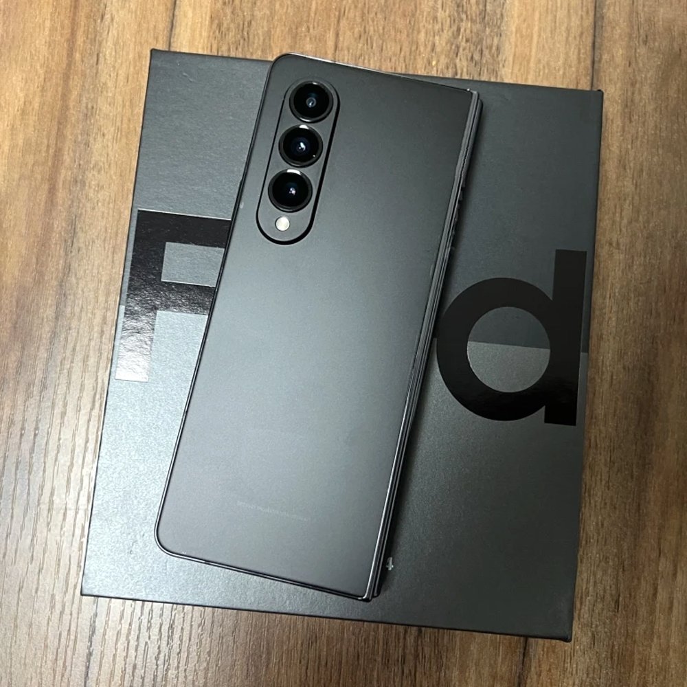Wholesale For Samsung Z Fold 4 5G 256GB original used folding mobile phone Android unlocked second hand smartphone