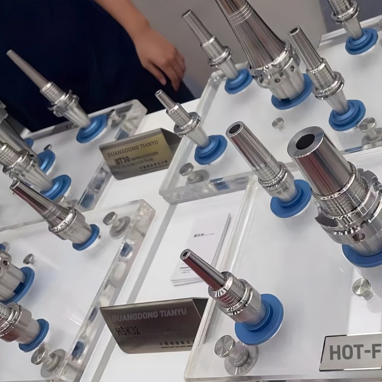 High Quality Stainless BT30 CV Shrink Fit Holder Hot Fitting Tools Chuck Holder BT-Type Tool Holder