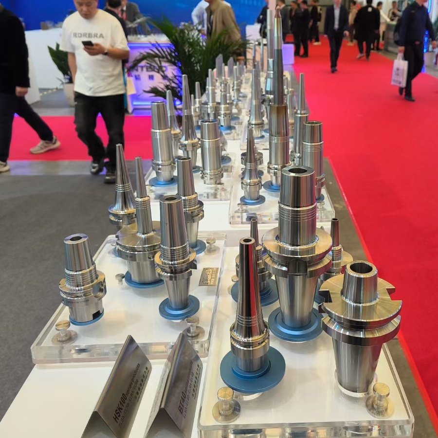 High Quality Stainless BT30 CV Shrink Fit Holder Hot Fitting Tools Chuck Holder BT-Type Tool Holder