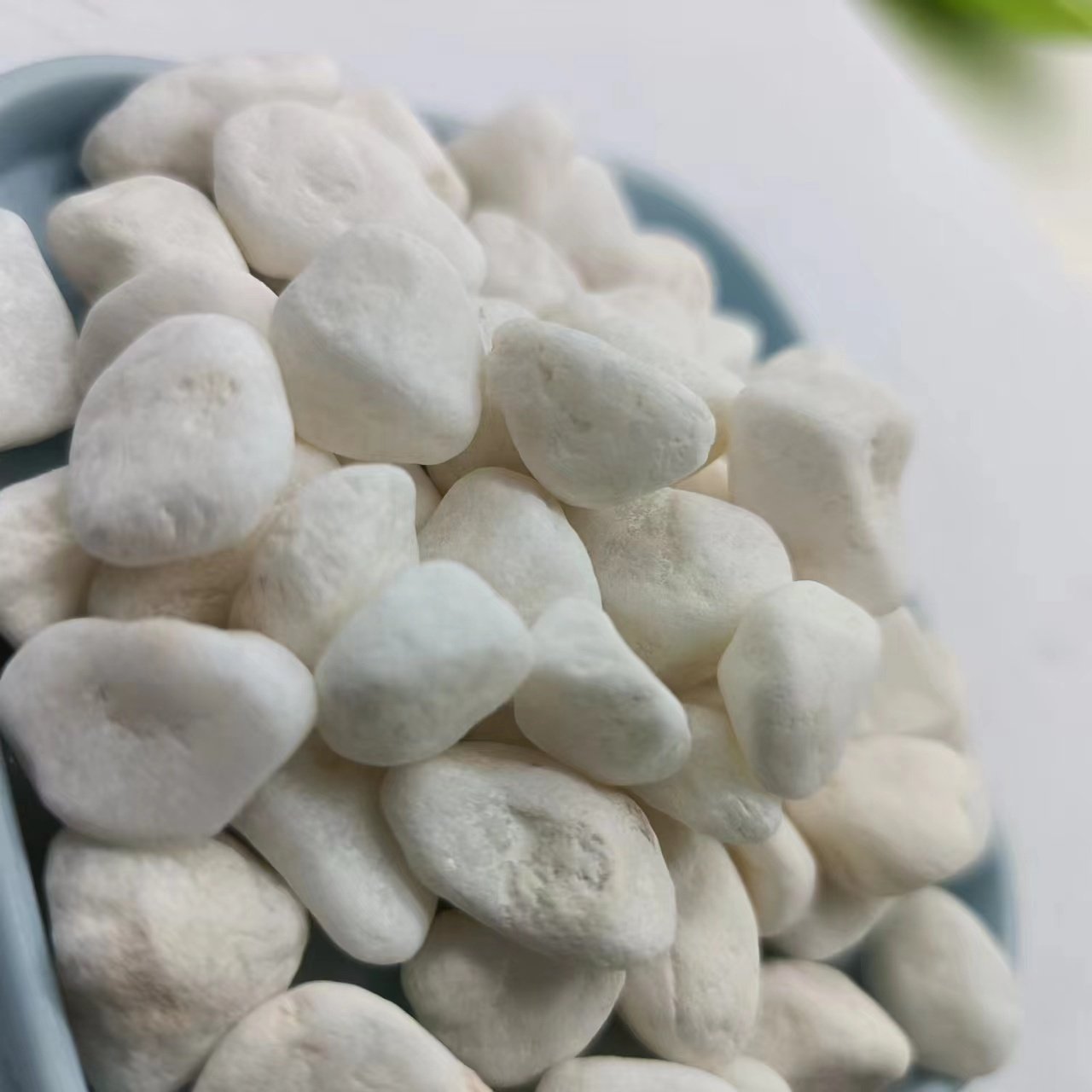 Wholesale price Factory Supply White Pebble Stone