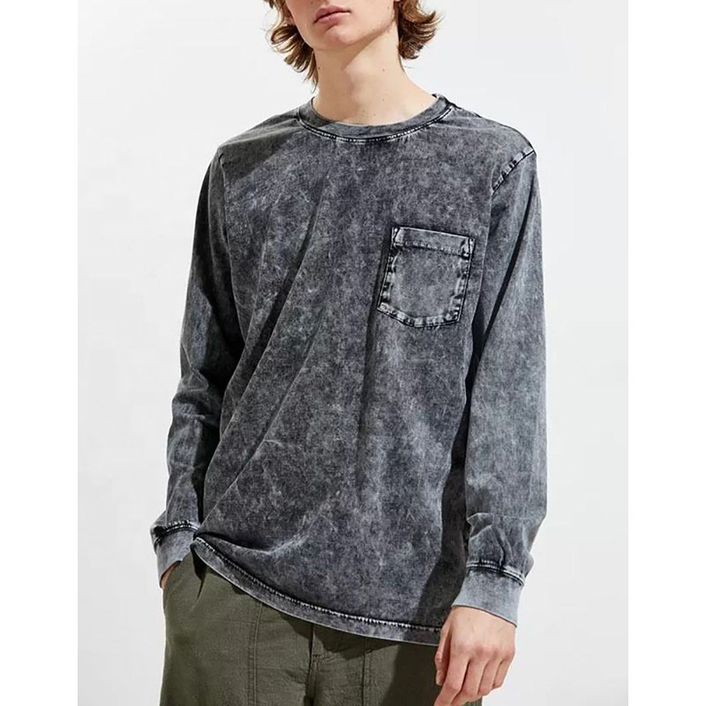 Effortless Edge in Every Thread: Bulk Production of Custom Acid Wash T-Shirts Tailored to Your Brand's Signature Style