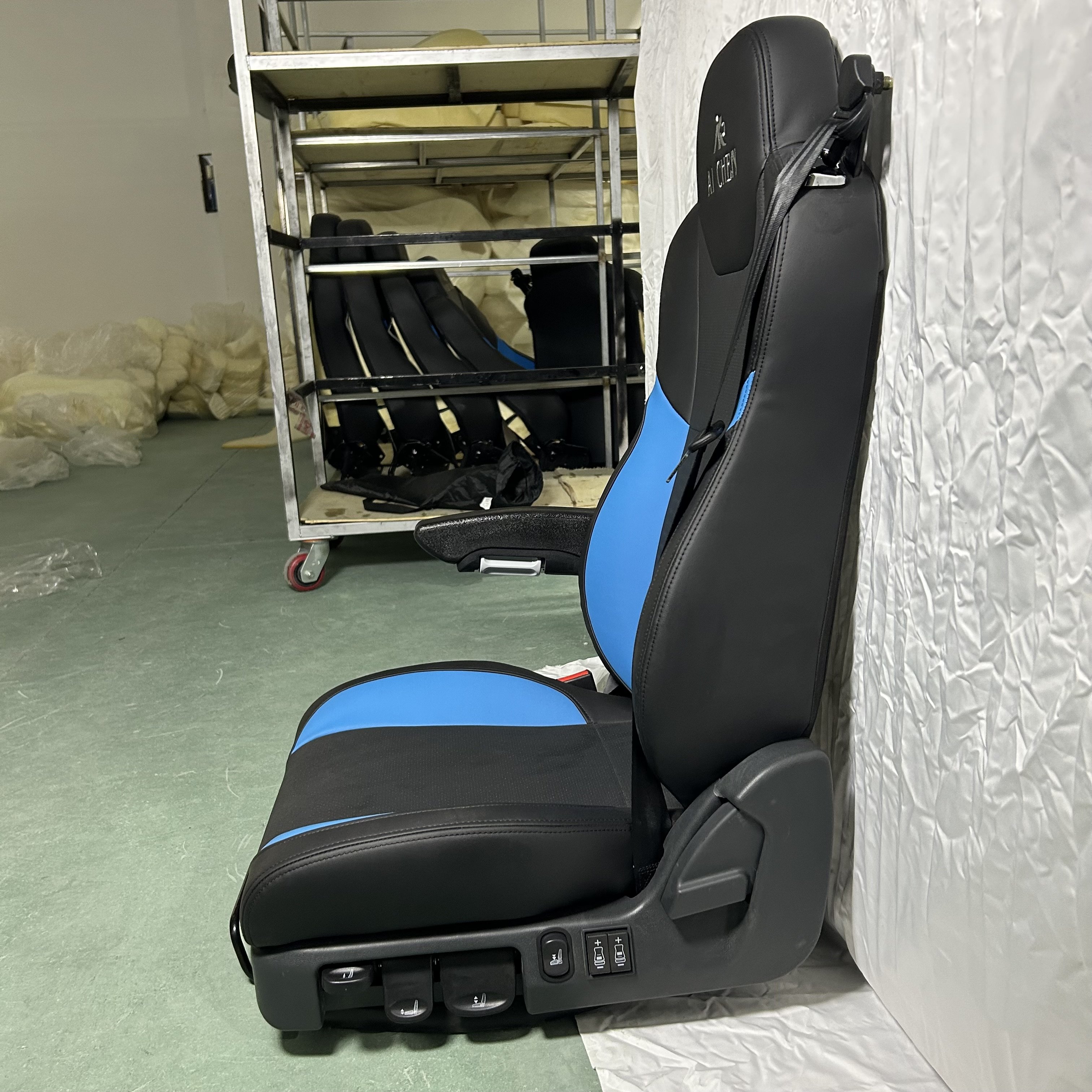 Factory Supply Leather Cover Full Universal Reclining Transparent Light Truck Full Airbag Seat