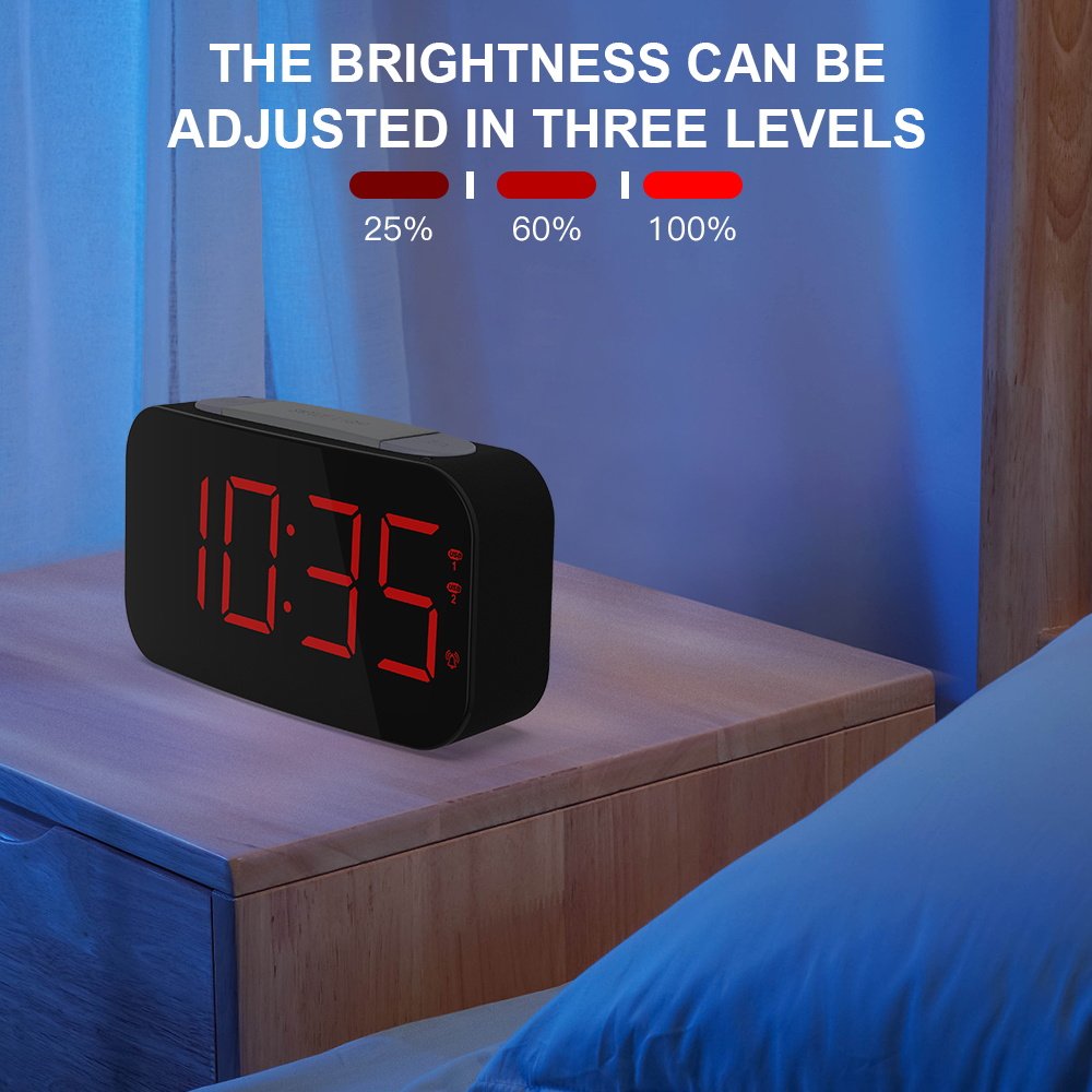 Popular Large Digital Vibrating Alarm Clock With Charging Desk Led Digital Clock With Screen Auto Adjusting Usb Charger