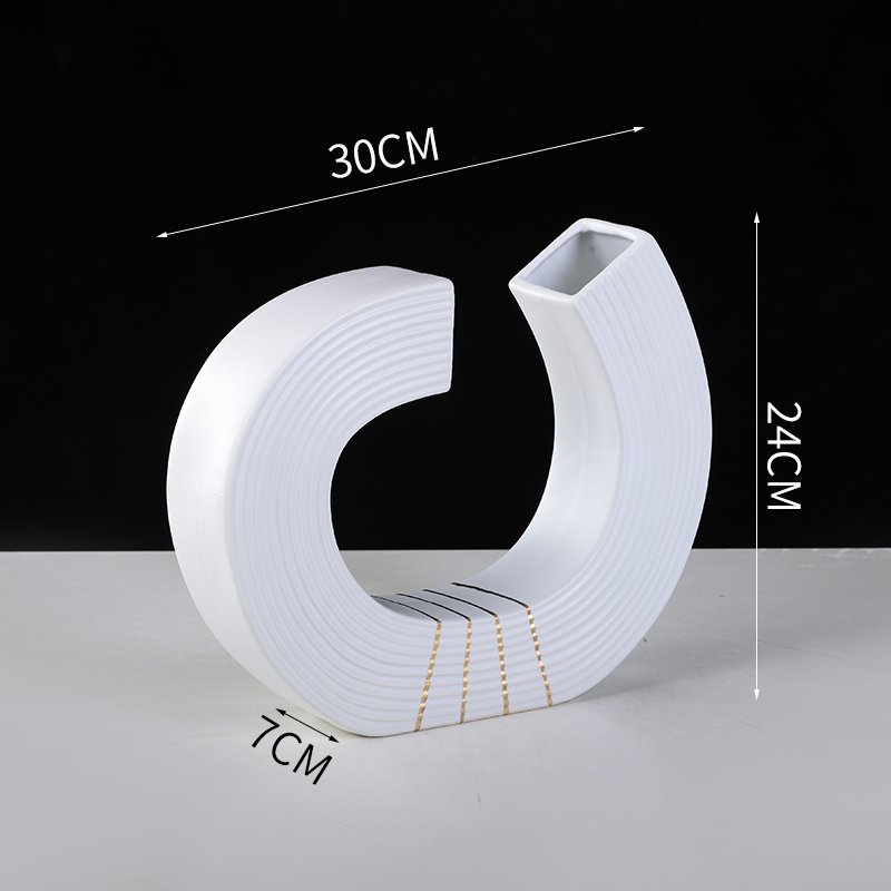Wholesale New Creative Products Artifacts Accent Piece Decoracion Minimalista Para El Hogar Interior Table Ceramic Ornament