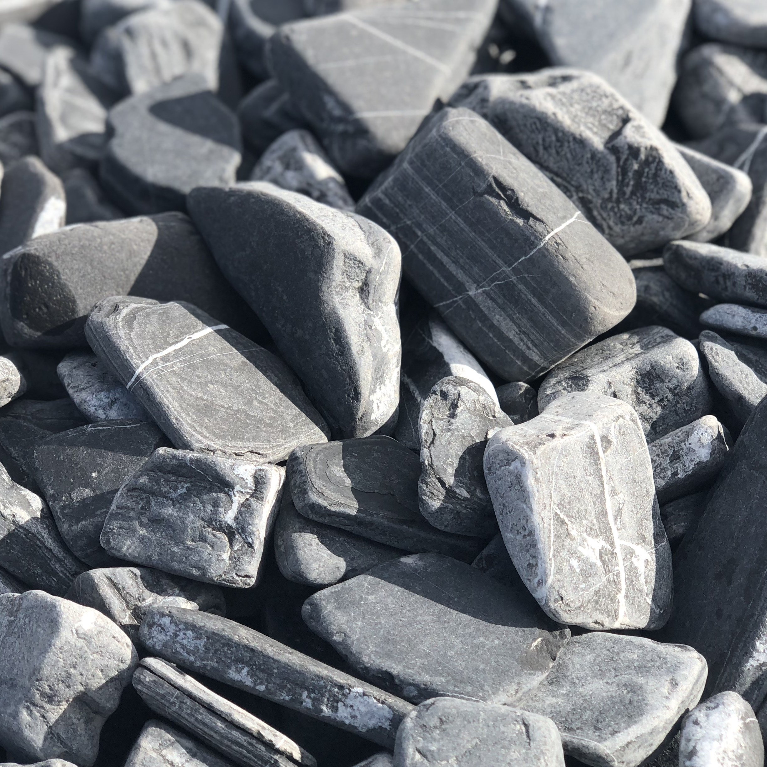 Black slab pebbles Exclusive product Marble stone mixed Rounded
