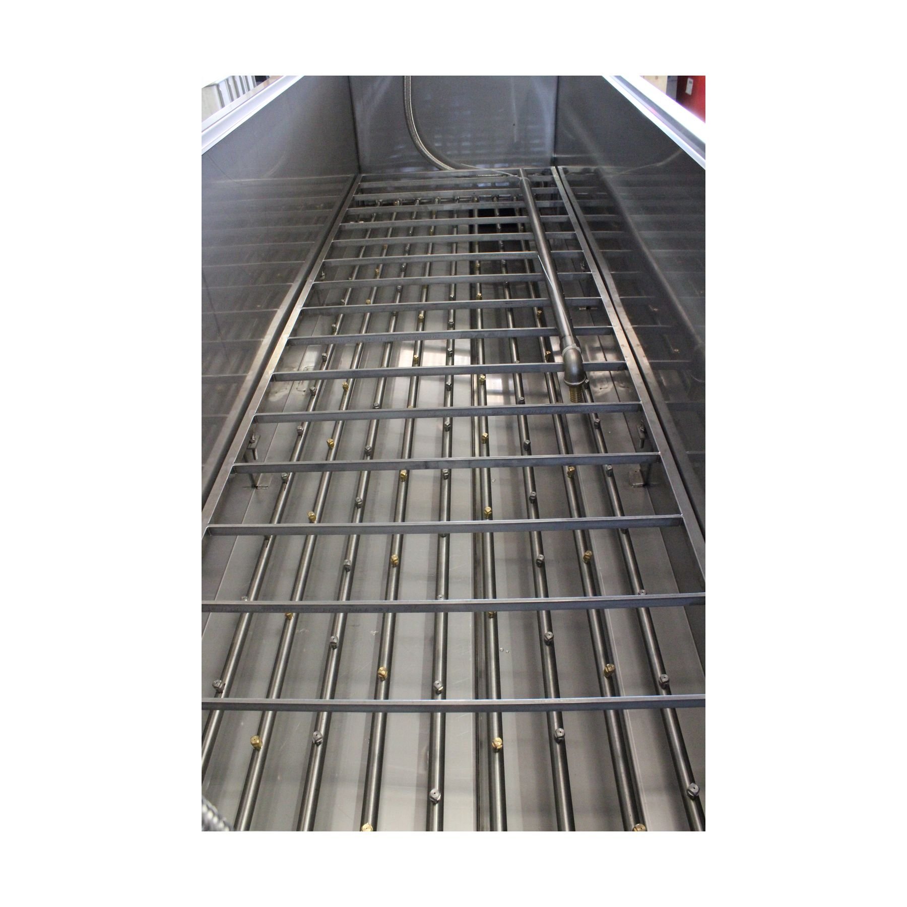Versatile EL 1500 Detergent Washing Unit - Automated Cleaning for Parts, Buckets, and Industrial Containers