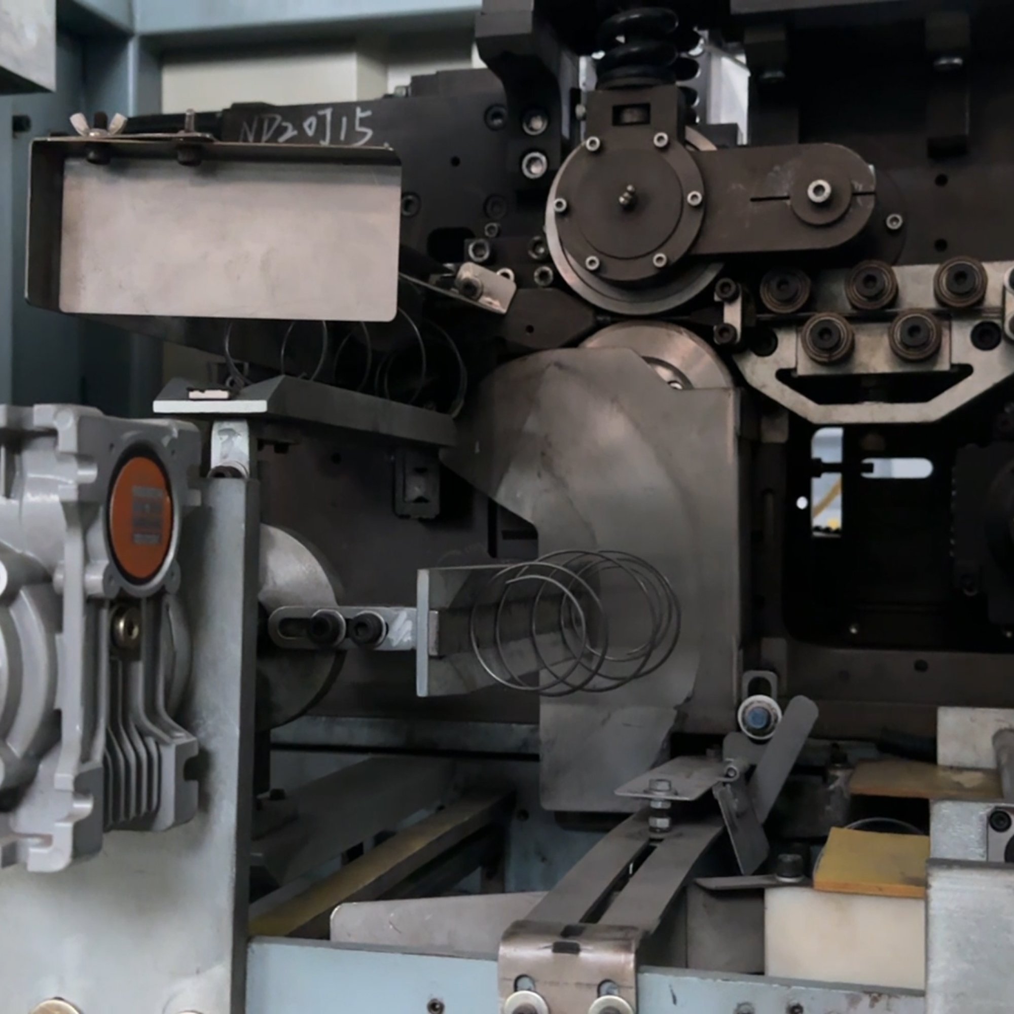 Pocket Spring Machine Maquinas para fabrication de muelles Mattress Making Machine