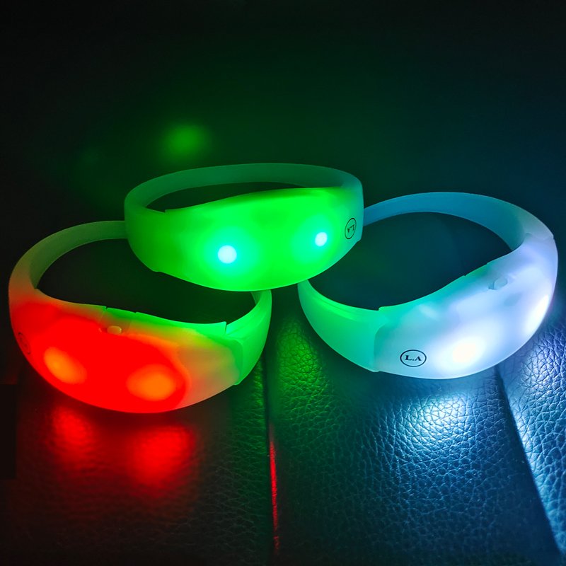 New Product Sound Activated Custom Glow Wristband Concert LED Lights Bracelets for Events