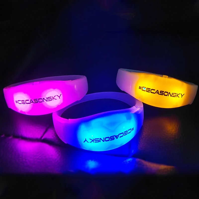 New Product Sound Activated Custom Glow Wristband Concert LED Lights Bracelets for Events