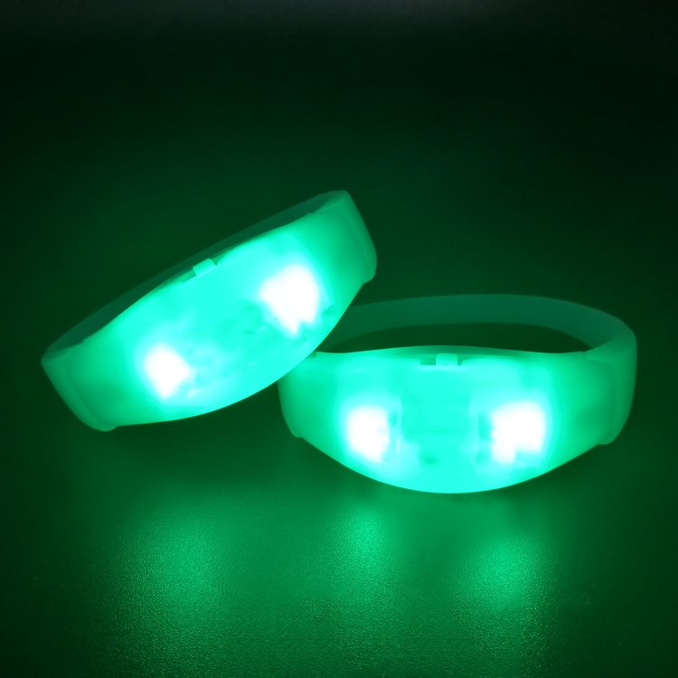 New Product Sound Activated Custom Glow Wristband Concert LED Lights Bracelets for Events