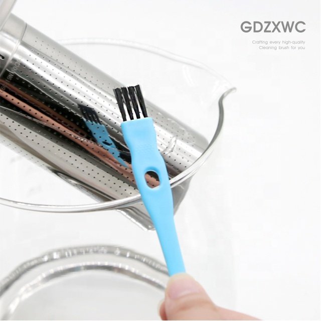 Kitchen tools smart Ended Scraper Garlic Press Cleaning 2-in-1 Small PBT Bristles Brush Trending Products Life Hack for Home