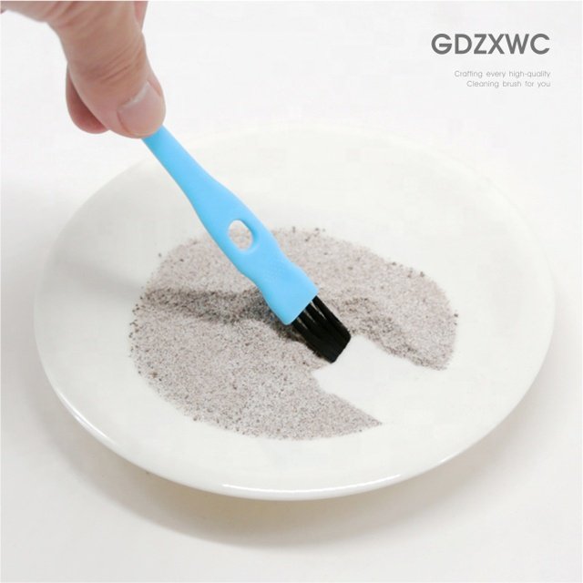 Kitchen tools smart Ended Scraper Garlic Press Cleaning 2-in-1 Small PBT Bristles Brush Trending Products Life Hack for Home