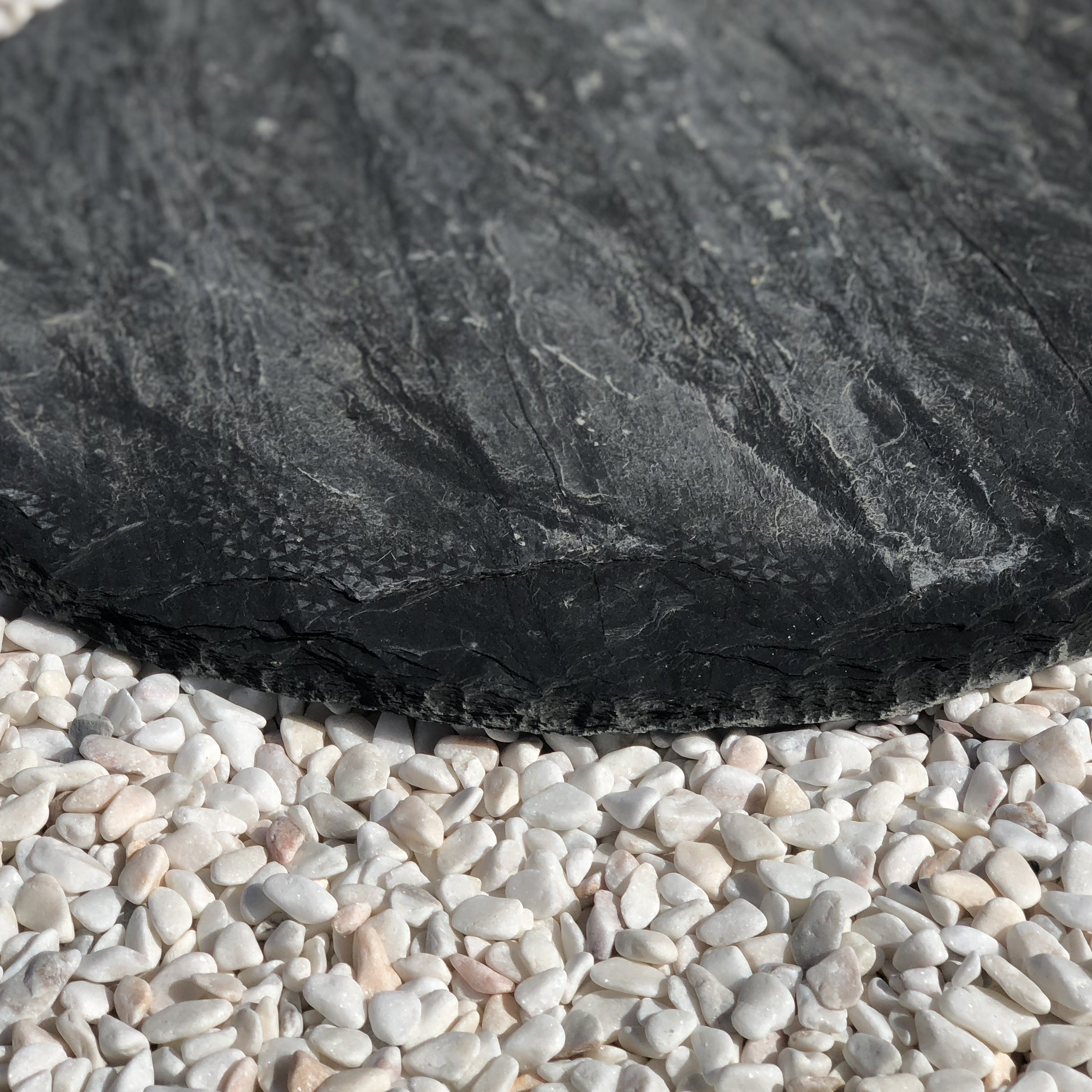 Round slate japanese step Different slab for landscaping Spanish slate quarry