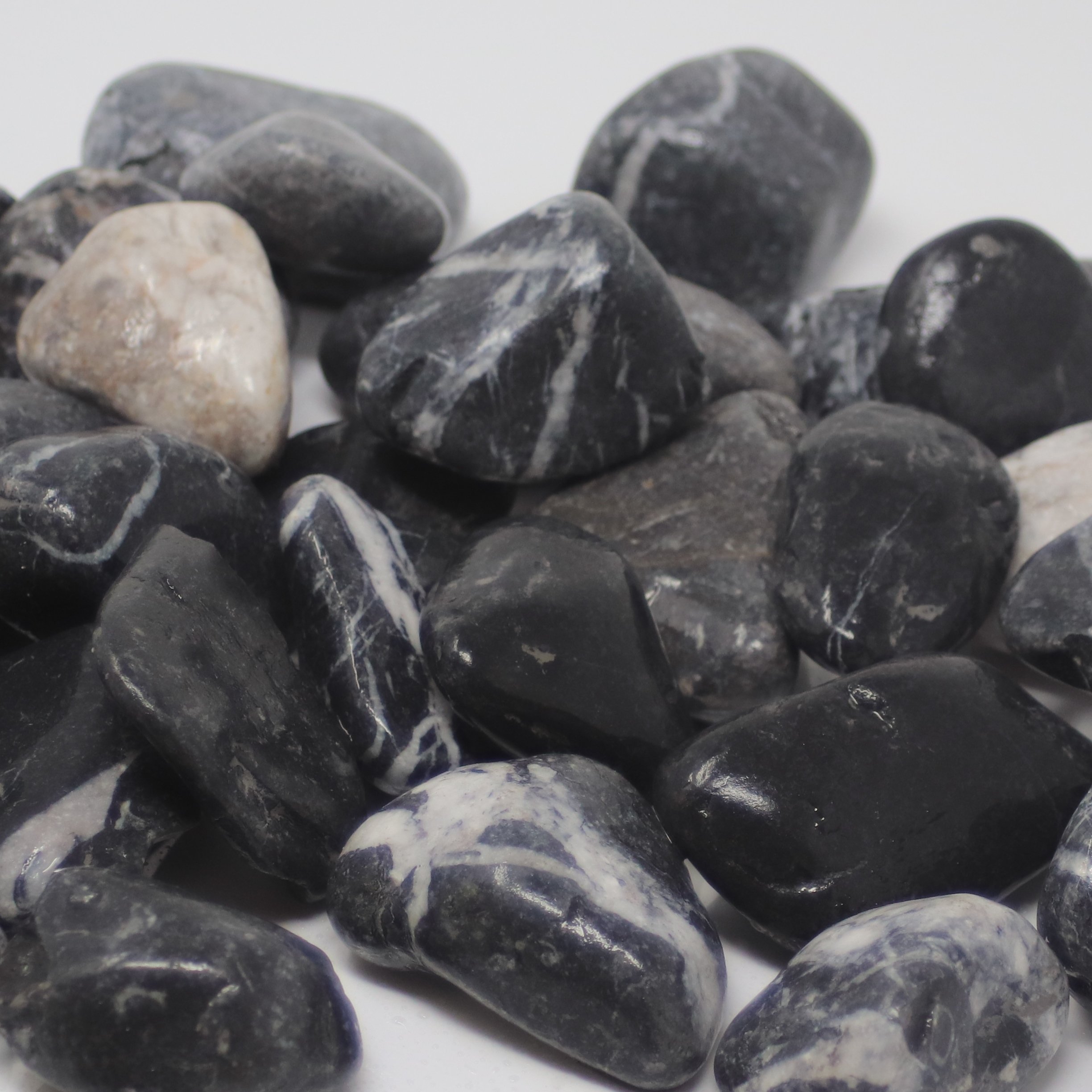 Electric black pebbles Exclusive product Marble stone mixed Rounded