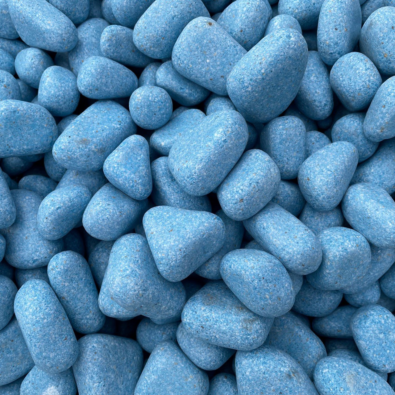 Recycled artificial stone blue Pebbles for landscaping unique exclusive product series limited 4 tons wholesale Spanish backyard