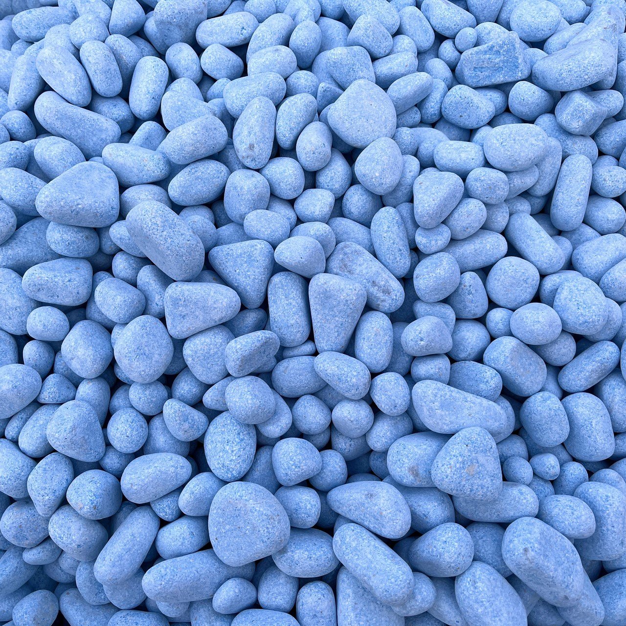Recycled artificial stone blue Pebbles for landscaping unique exclusive product series limited 4 tons wholesale Spanish backyard