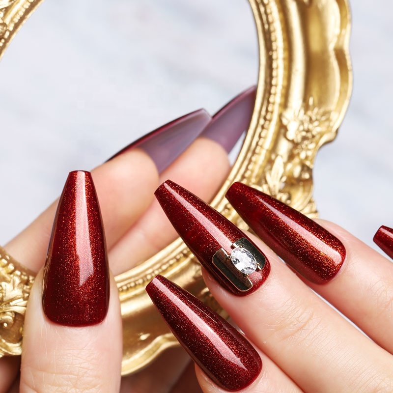 El mejor precio de Caili suministra esmalte de unas en gel con logotipo personalizado esmaltesmalt de unas en gel