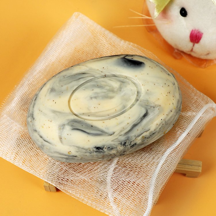 Hot Products Pure Natural Organic Soap Bar Exfoliating Essential Oil Bath Soap Oval Handmade Soap for Adults Use