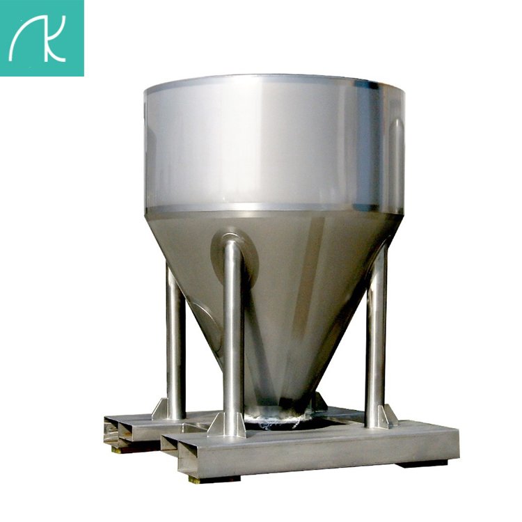 Sanitary round stainless steel liquid storage tank vertical food storage tank