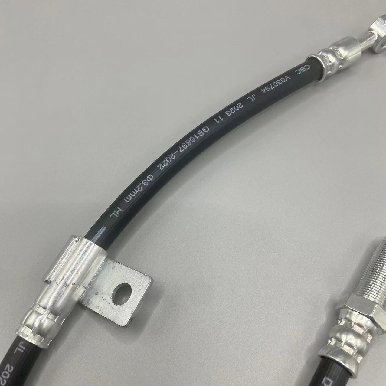Manufacturers Customized High Pressure flexible rubber EPDM synthetic automotive Hydraulic Auto Brake Hoses For Vehicle