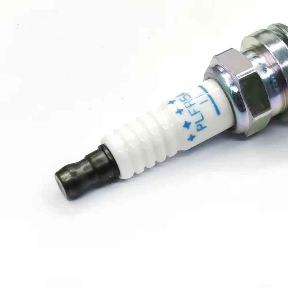224015M015 PLFR5A-11 N50 L31 J31Z R51 Z50 B15X Q45 Car Accessories 22401-5M015 Spark Plug Parts