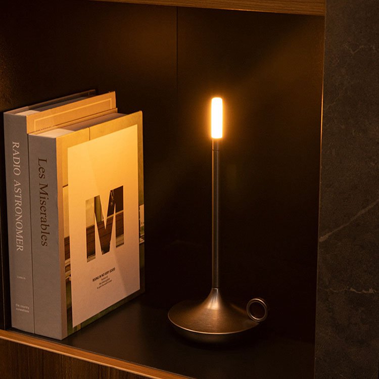 Wholesale Wireless Rechargeable Portable Restaurant Touch Control Led Bar Table Lamp Cordless Hotel Luxury Modern Desk Light