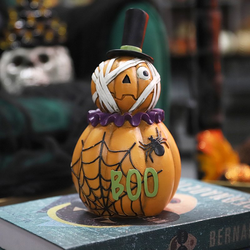 Redeco New Design Resin Holiday Decoration Halloween Pumpkin Skull For Home Decor