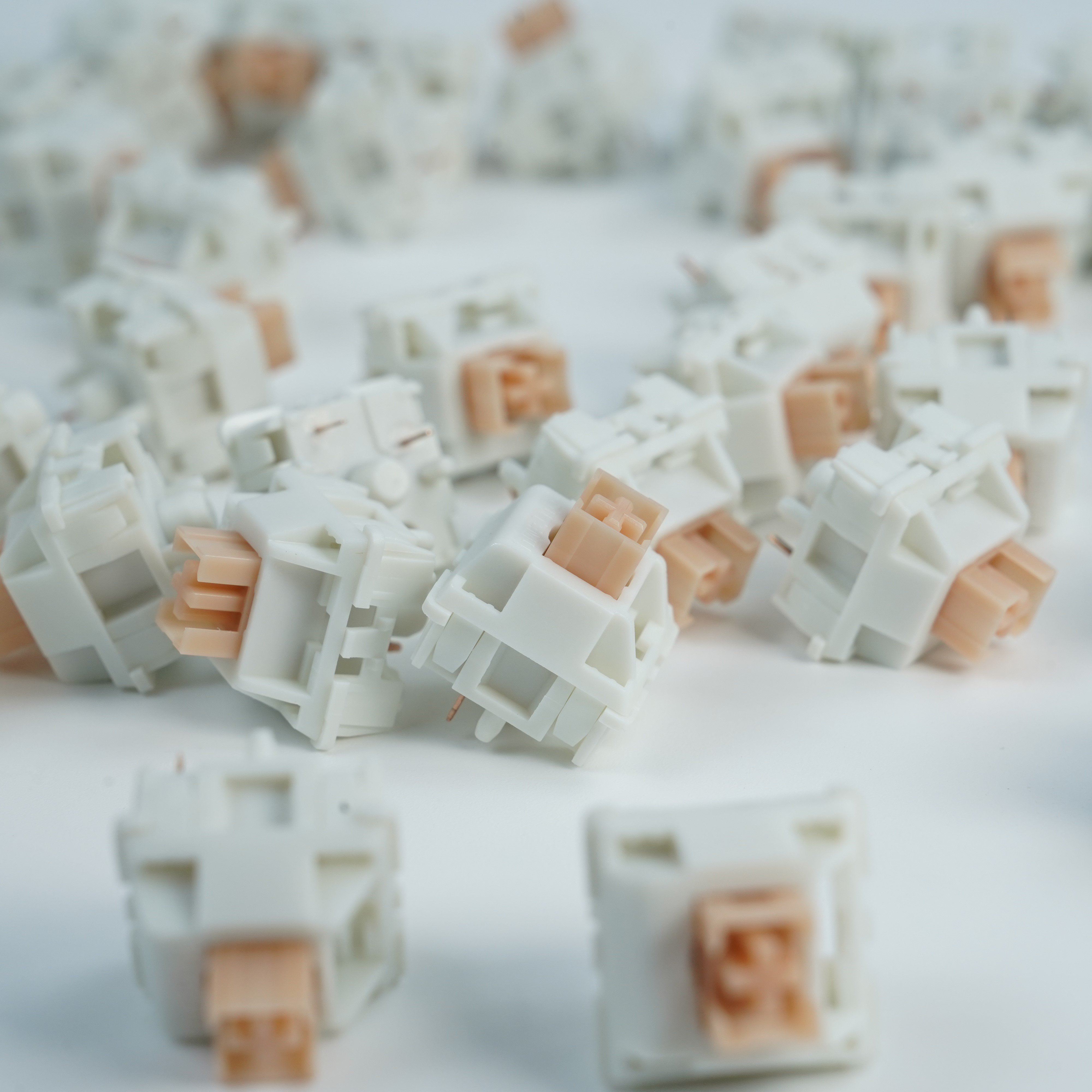 Outemu Cream Yellow Blue Pink Switch Mechanical Keyboard Switch 5Pin Silent Tactile Linear Custom Gaming RGB MX Switch 500pcs