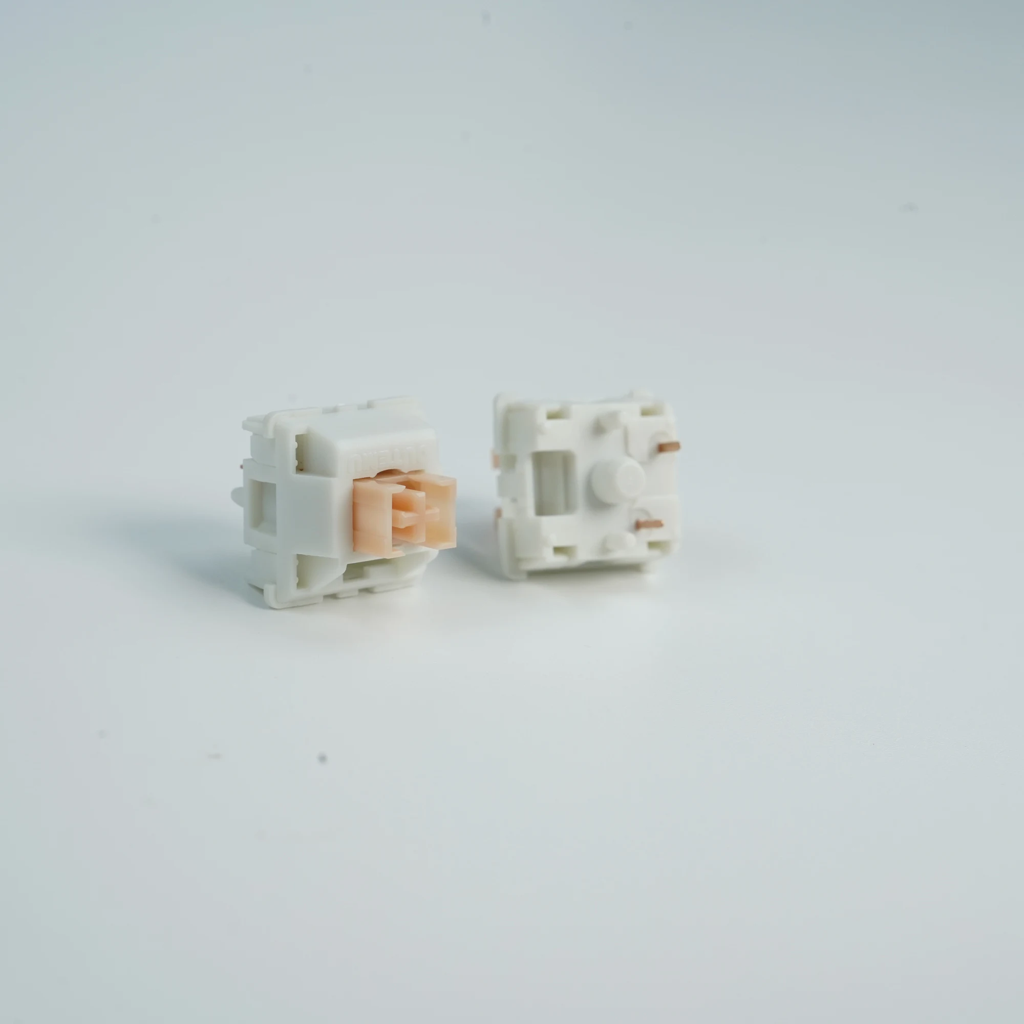 Outemu Cream Yellow Blue Pink Switch Mechanical Keyboard Switch 5Pin Silent Tactile Linear Custom Gaming RGB MX Switch 500pcs
