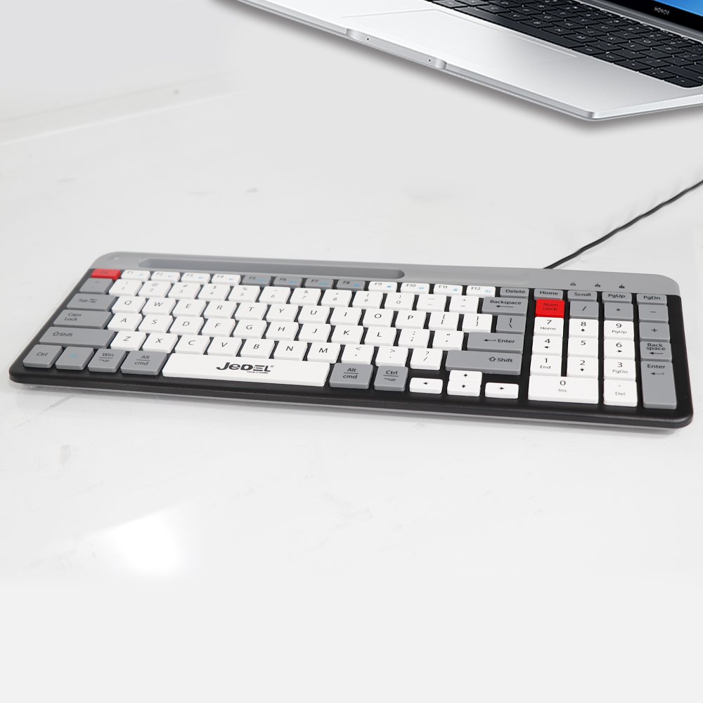 Wired Gaming Keyboard- Ultra Fast Response Time Silent Button Film Switch Simple And Exquisite Ergonomic Suitable For Computers